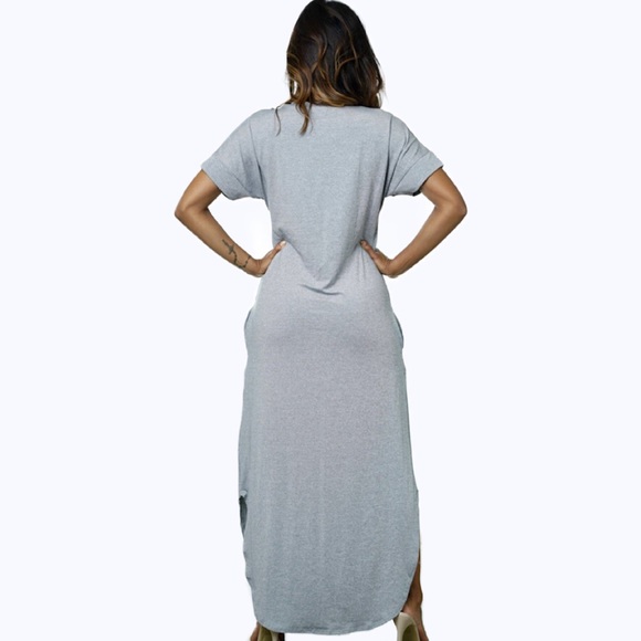 “Stormy” Maxi Dress with Side Slits - Picture 3 of 3